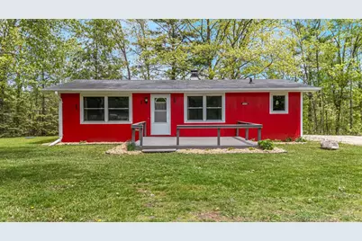 N4656 Pine Street, New London, WI 54961 - Photo 1