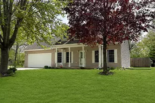 104 Riverwood Ct, Mishicot, WI 54228 - Photo 1