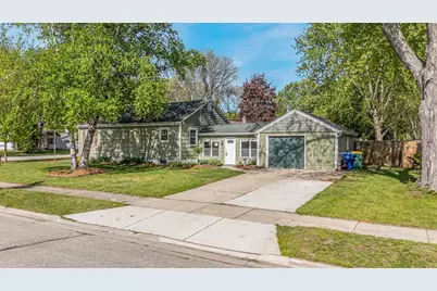 1212 8th Street, Green Bay, WI 54304 - Photo 1