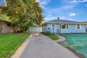 1625 Wisconsin St, Oshkosh, WI 54901 - Photo 1