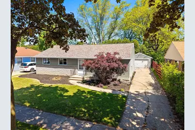 1006 E Lindbergh Street, Appleton, WI 54911 - Photo 1