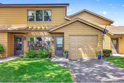 1135 Manor Drive ##29, Neenah, WI 54956 - Photo 1