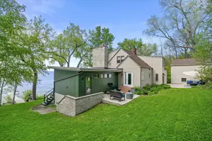 2825 Nicolet Dr, Green Bay, WI 54311 - Photo 1