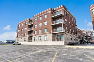 118 S Washington Street, Green Bay, WI 54301 - Photo 1