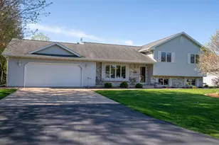 3453 Charlie Anna Dr, Oshkosh, WI 54904 - Photo 1