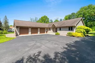 2949 Packerland Dr, Green Bay, WI 54313 - Photo 1