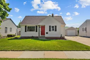 1516 Rugby St, Oshkosh, WI 54902 - Photo 1