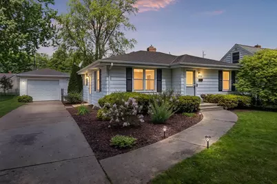 830 Marquette Avenue, Green Bay, WI 54304 - Photo 1