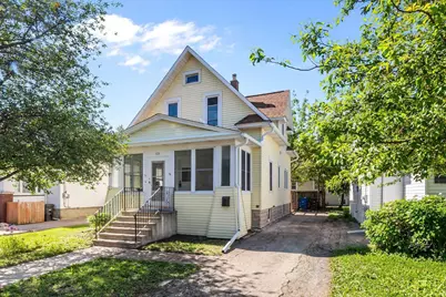523 W Bent Avenue, Oshkosh, WI 54901 - Photo 1