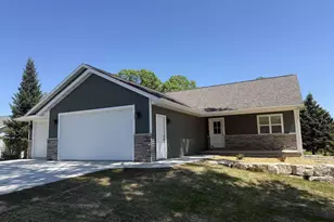 940 S Prospect St, Shawano, WI 54166 - Photo 1