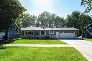 1006 Martin Ave, Fond du Lac, WI 54935 - Photo 1
