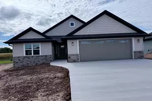 2790 Stelor Dr, Green Bay, WI 54311 - Photo 1