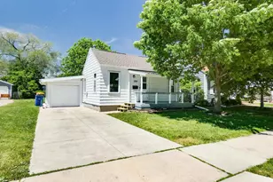 1224 Wirtz Ave, Green Bay, WI 54304 - Photo 1