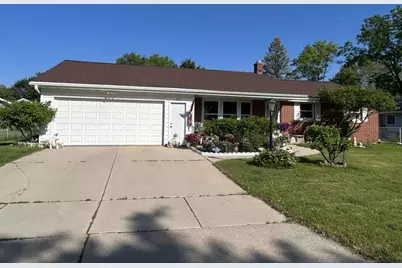 2276 Shady Lane, Green Bay, WI 54313 - Photo 1
