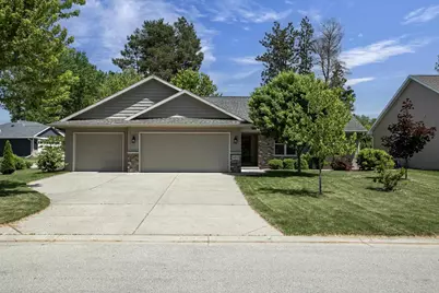 4800 N Indigo Lane, Appleton, WI 54913 - Photo 1
