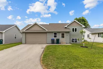 524 Northridge Drive, New London, WI 54961 - Photo 1
