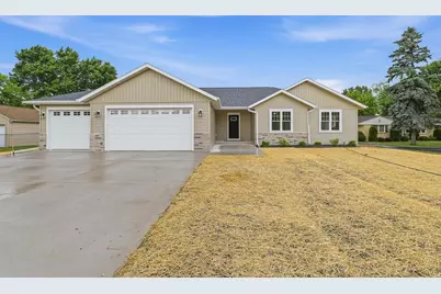 1150 Fond Du Lac Avenue, Fond du Lac, WI 54935 - Photo 1