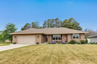 3801 Scotchman Cir, Green Bay, WI 54311 - Photo 1