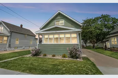 1054 Tyler Avenue, Oshkosh, WI 54902 - Photo 1