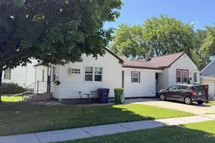 1128 St George St, Green Bay, WI 54302 - Photo 1