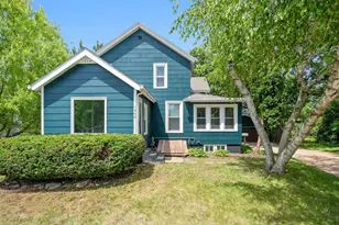 1340 Cambridge Ave, Oshkosh, WI 54902 - Photo 1
