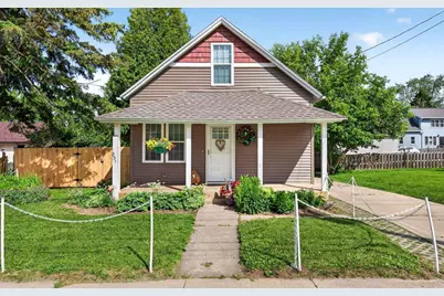 831 S Baird Street, Green Bay, WI 54301 - Photo 1