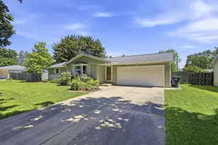 1530 Glen Rd, Green Bay, WI 54313 - Photo 1