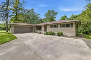 W6878 Riverbend Rd, Fond du Lac, WI 54937 - Photo 1