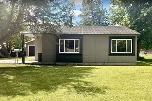919 W 4th Ave, Oshkosh, WI 54902 - Photo 1