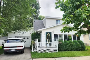 428 Cedar St, Fond du Lac, WI 54935 - Photo 1