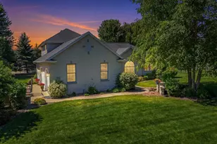 2706 Beechnut Dr, Oshkosh, WI 54904 - Photo 1
