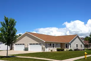 429 Greenbriar Ave, Fond du Lac, WI 54935 - Photo 1