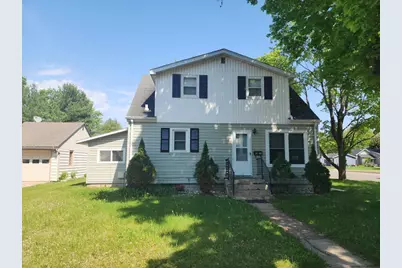 1020 S Smalley Street, Shawano, WI 54166 - Photo 1