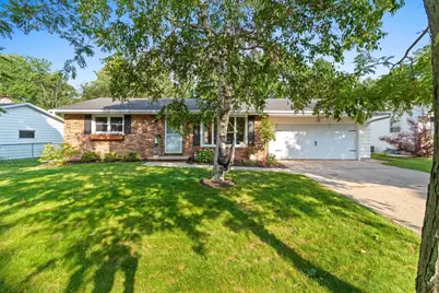 1013 Crawford Street, Green Bay, WI 54304 - Photo 1