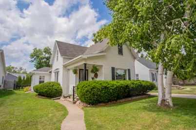 817 Dove Street, Oshkosh, WI 54901 - Photo 1