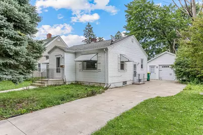 910 Wilson Avenue, Green Bay, WI 54303 - Photo 1