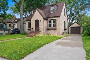 225 Gray St, Green Bay, WI 54303 - Photo 1