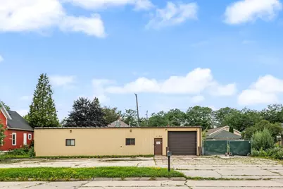 1138 State Street, Green Bay, WI 54304 - Photo 1