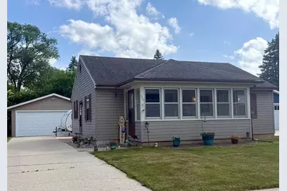 130 Maria Lane, Fond du Lac, WI 54935 - Photo 1