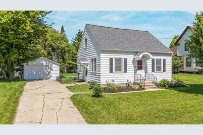 1406 S Ridge Road, Green Bay, WI 54304 - Photo 1
