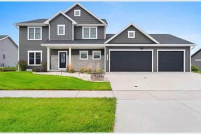 N9239 Laura Street, Appleton, WI 54915 - Photo 1
