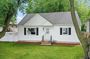 1643 W Mason St, Green Bay, WI 54303 - Photo 1