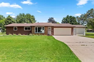 2365 Nicole Ann Cir, Green Bay, WI 54311 - Photo 1