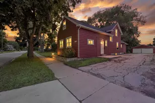 1123 Cass St, Green Bay, WI 54301 - Photo 1