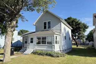 1817 13th Ave, Menominee, MI 49858 - Photo 1