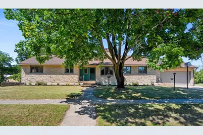 357 Jefferson Street, Oconto, WI 54153 - Photo 1