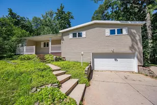 2730 Oakwood Dr, Green Bay, WI 54304 - Photo 1