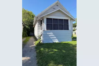 931 Shawano Avenue, Green Bay, WI 54303 - Photo 1