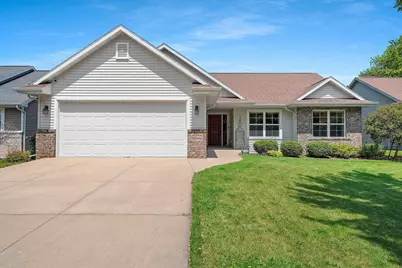 2744 W Commonwealth Court, Appleton, WI 54914 - Photo 1
