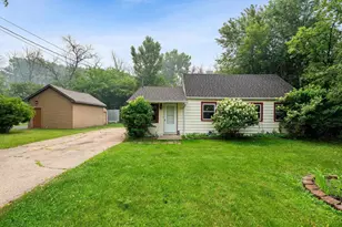 1221 Manitowoc Rd, Menasha, WI 54952 - Photo 1